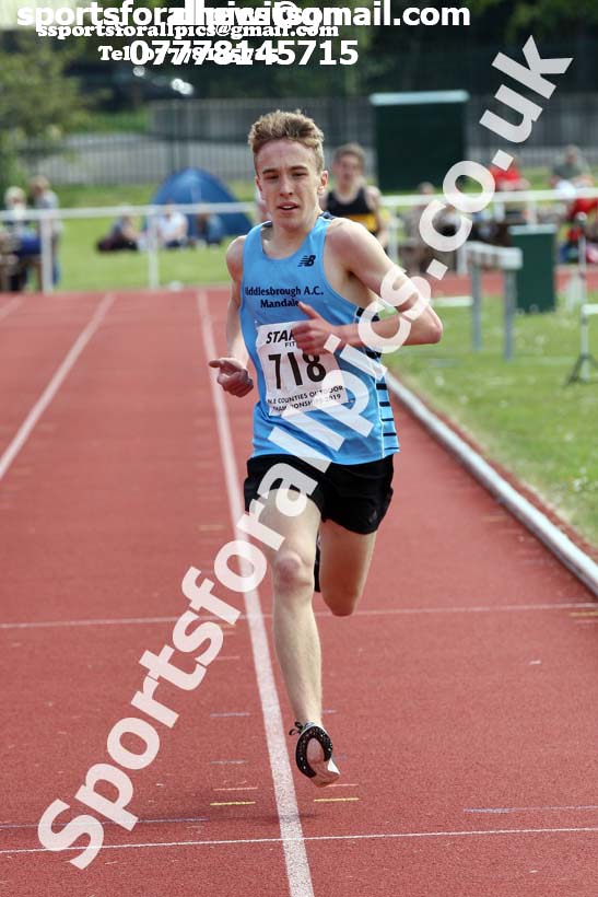 Mens under-17s 3000 metres 2019 North Eastern Track and Field Champs., Middlesbrough. Photo:  David T. Hewitson/Sports for All Pics